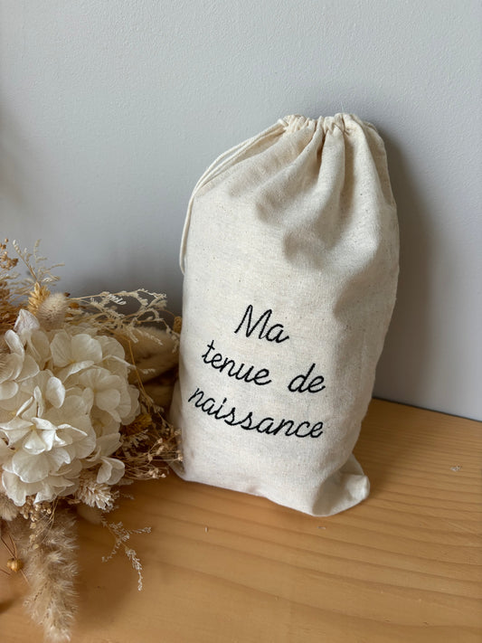 Pochette "tenue de naissance"